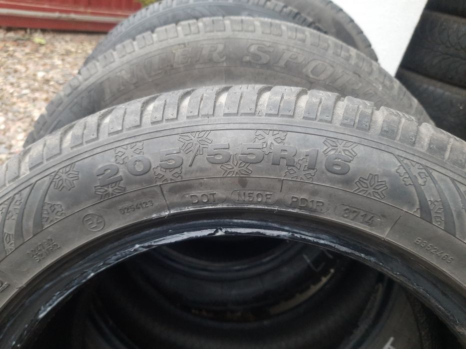 Opony Dunlop 205/55/16