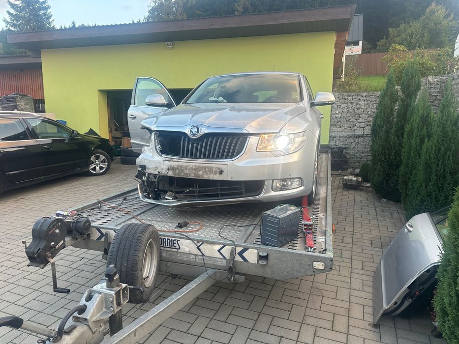 Шкода Суперб Škoda Superb