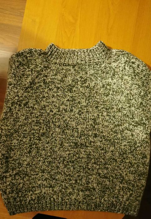 Sweter góry gruby ciepły półgolf norweski wiosenny handmade zielony kremowy wiosna melanżowy góralski dobry skład wełna okazja wełniany promocja
