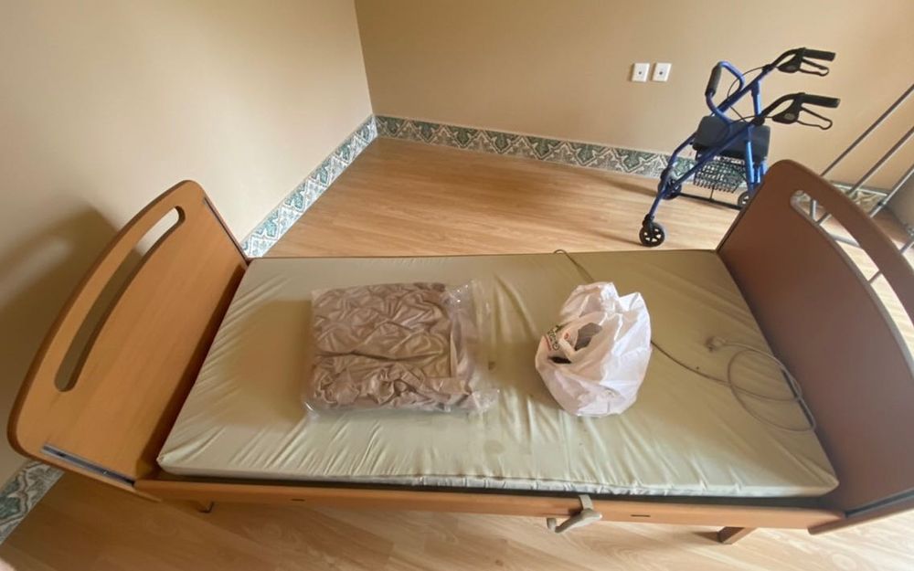 Cama ortopedia automática com colchão anti ascaras