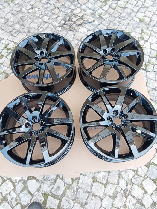 Jantes pretas de origem Seat Ibiza FR. Não tem pneus.-17 5x100
