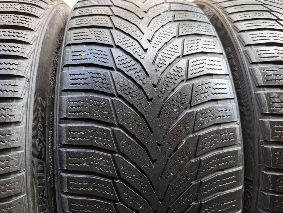 Зимняя резина 215/45 R17 Nexen