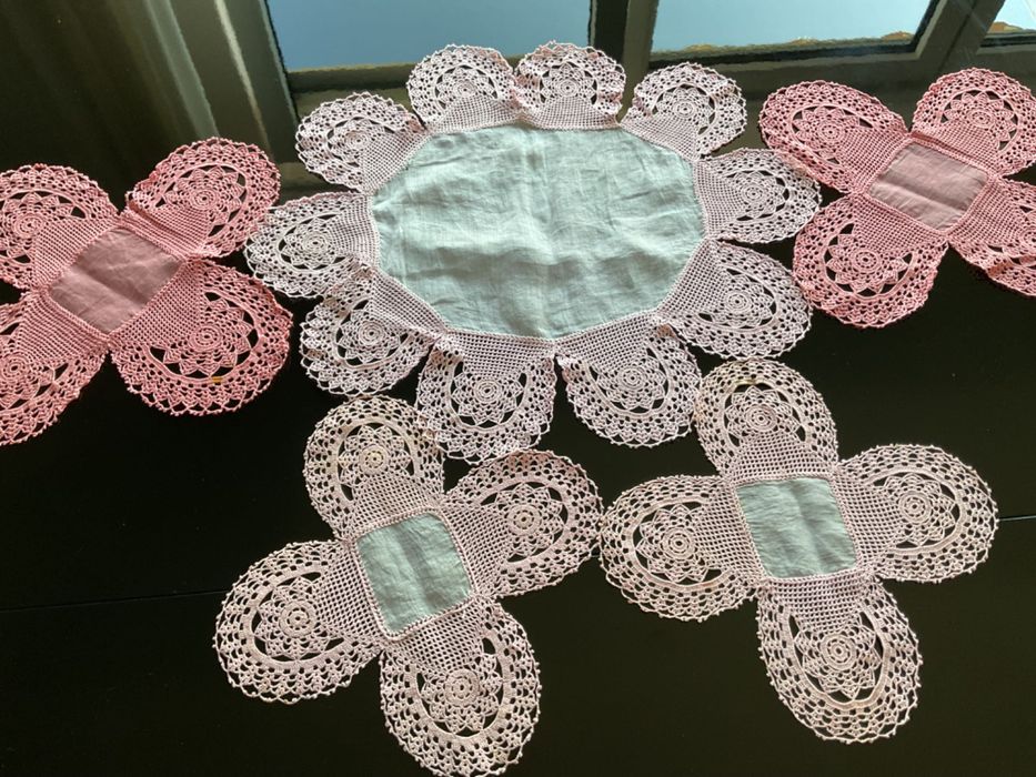 Naperons em crochet antigos de linha fina