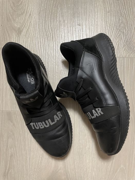 Чоловіче демі взуття розмір 40 устілка 26 Кросівки