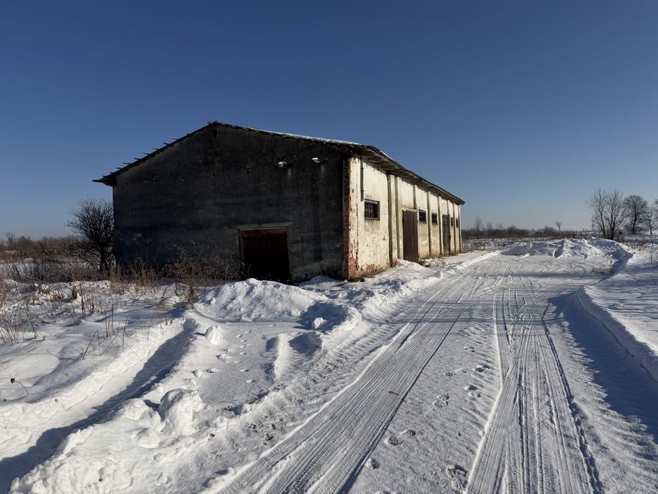 Продається складське приміщення