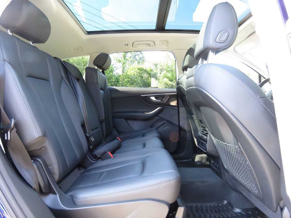 Audi Q7 quattro Premium 45 TFSI      2023