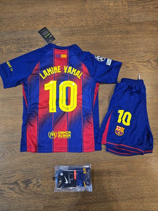 Strój dziecięcy Lamine Yamal 10 // Fc Barcelona 2025/2026 z getrami