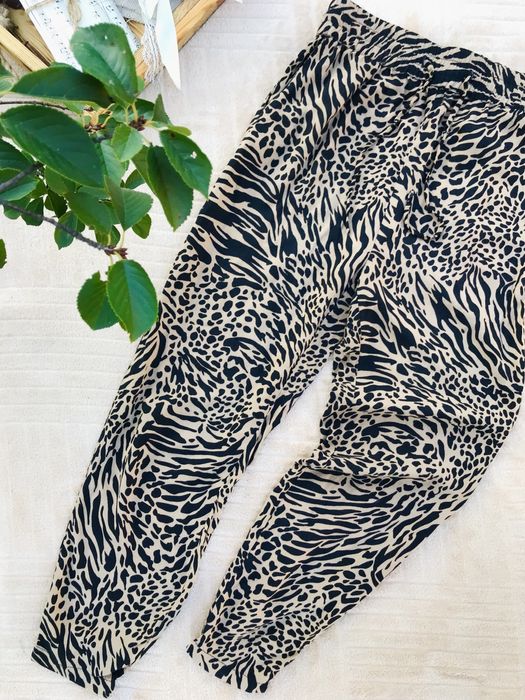 Штаны S Tally Weijl укорочённые, высокая посадка, тигровый принт