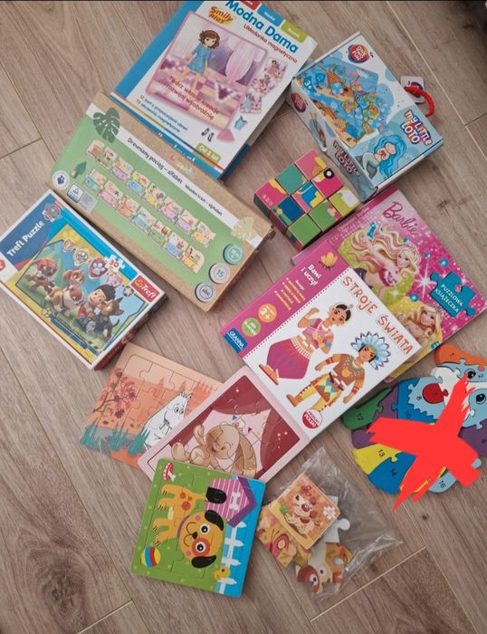 Zestaw ukladanek  puzzle Trefl