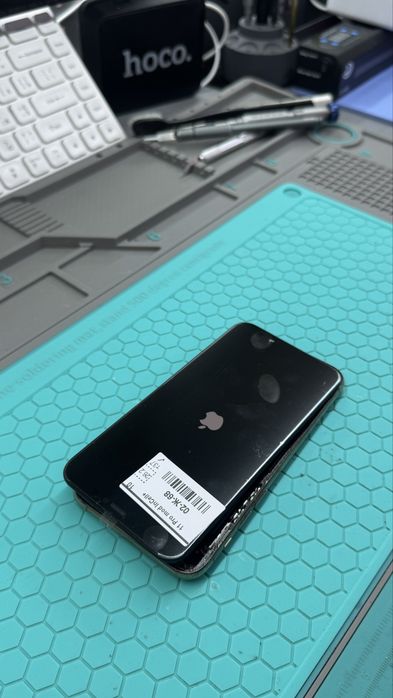 Ремонт iPhone та Apple Watch