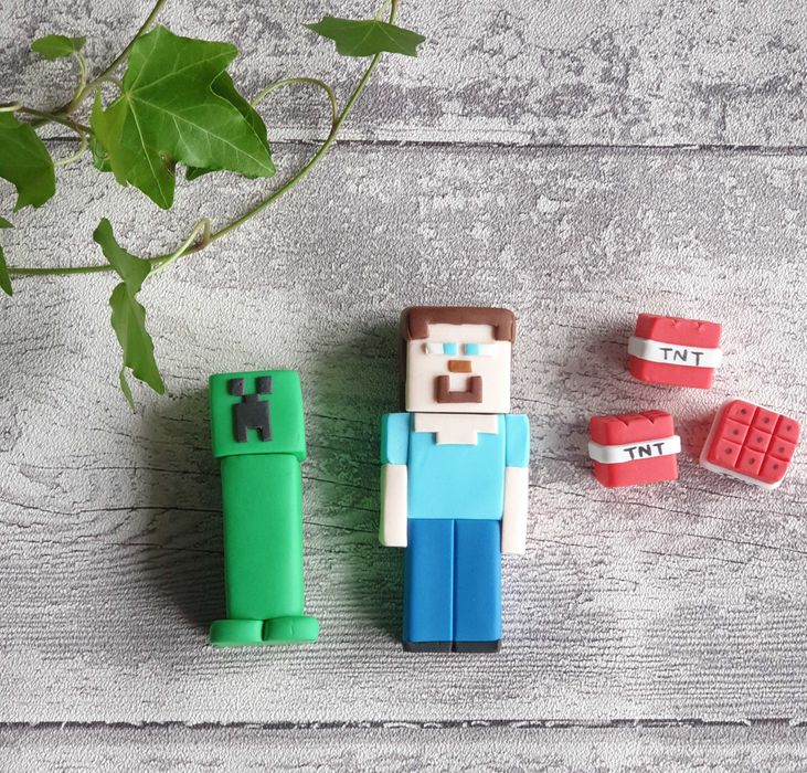 Minecraft topper na tort – figurki z masy cukrowej - zestaw