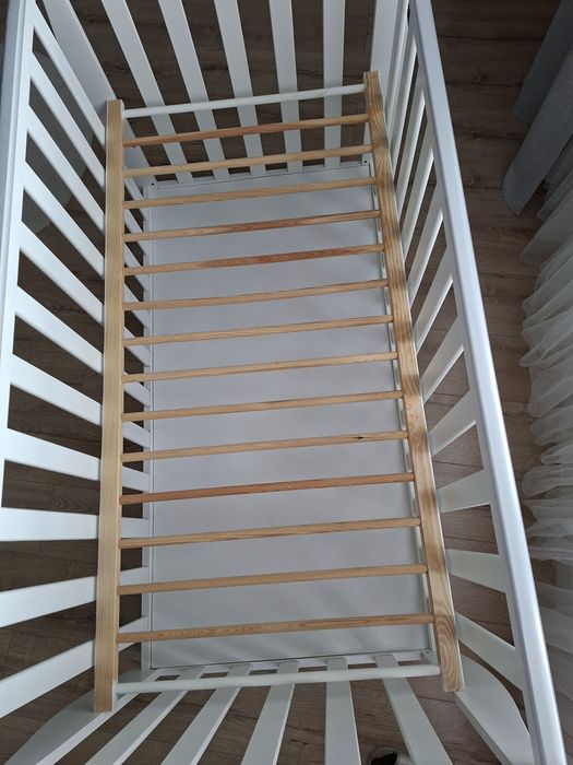 Łóżko, łóżeczko Hania 120x60 białe z szufladą materac