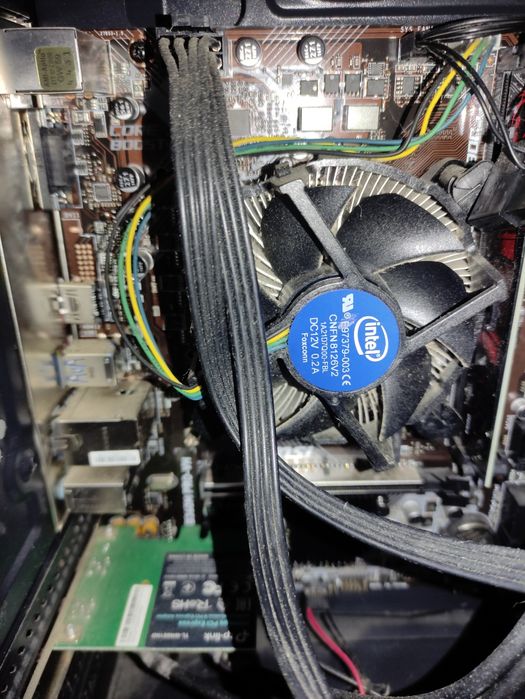 Computador Torre Intel