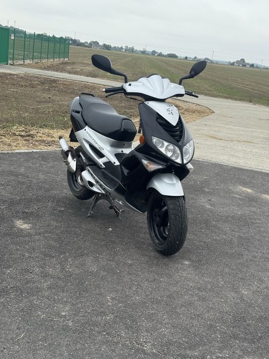 Skuter Peugeot Speedfight 2
