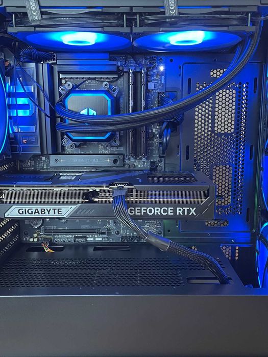 Komputer Ryzen 7 9800X3D RTX 5080 32GB DDR5 2TB Gamingowy