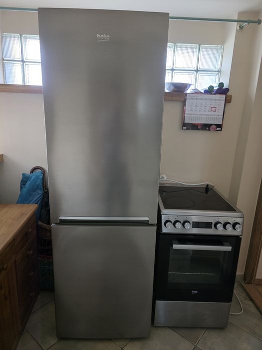 Piec kuchenka elektryczna piekarnik beko