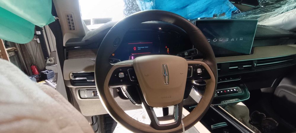 Безпека airbag подушки ремні Lincoln Corsair