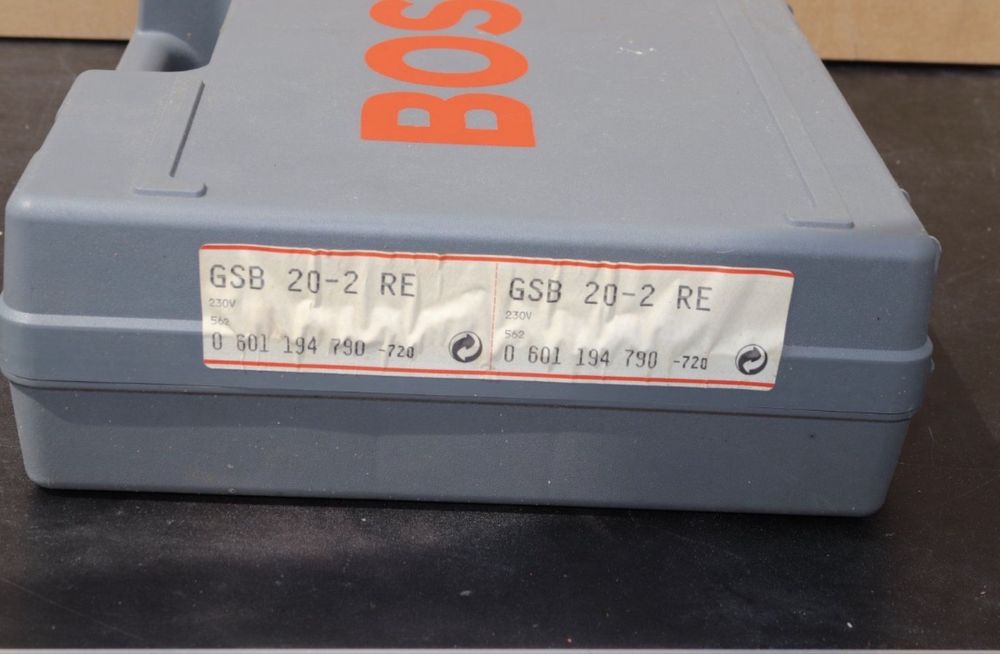 Wyprzedaż garażowa – elektronarzędzia Hilti / Bosch + walizki – zestaw