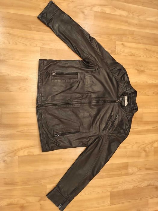 Мужская кожаная куртка размер 54