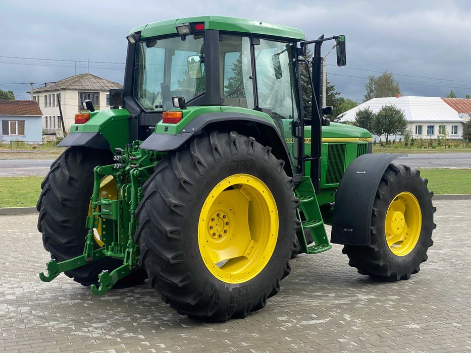 John Deere 6900 135к.с.