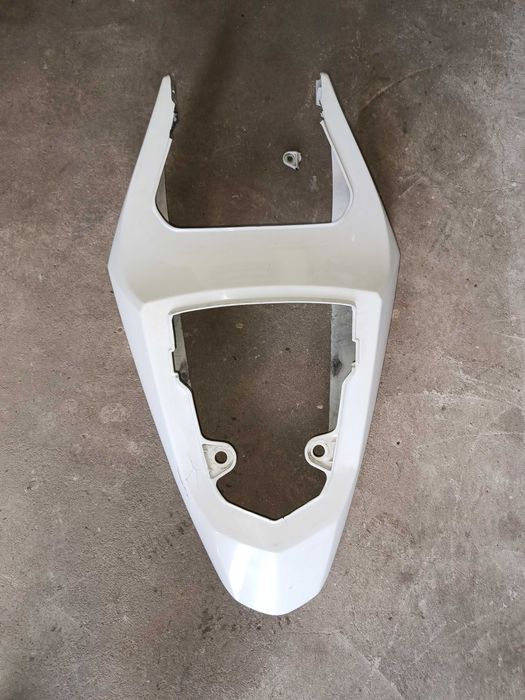 Zadupek ogon owiewka tył Suzuki Gsx-r gsxr K4/K5