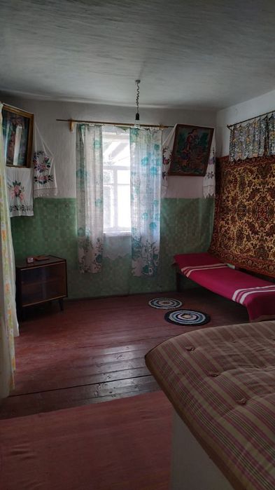 Продається цегляний будинок в селі Санжариха.