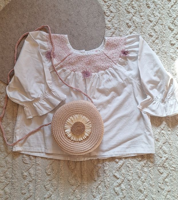 Elegancka biała bluzeczka rozm 140e