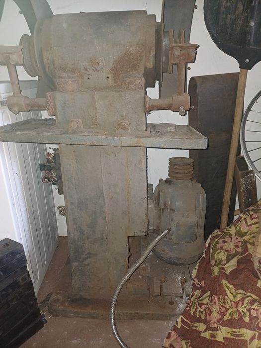 Точило . Наждак .