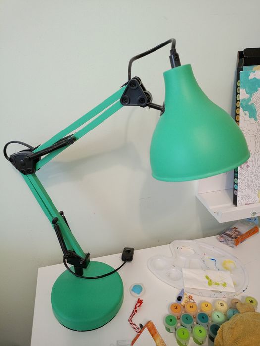 Lampka na biurko zielona