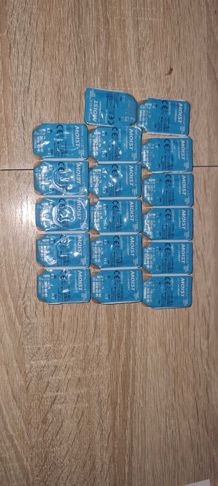 soczewki moist  -4.75