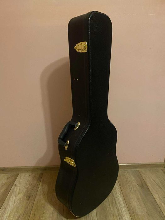 Sprzedam używaną gitarę klasyczną Takamince GC1