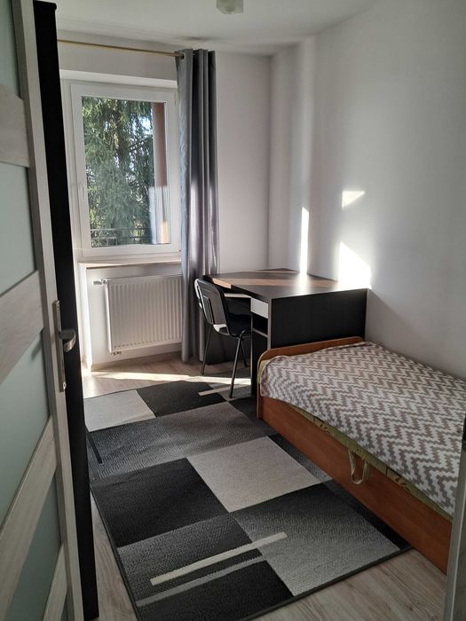 Wynajmę pokój dziewczynie