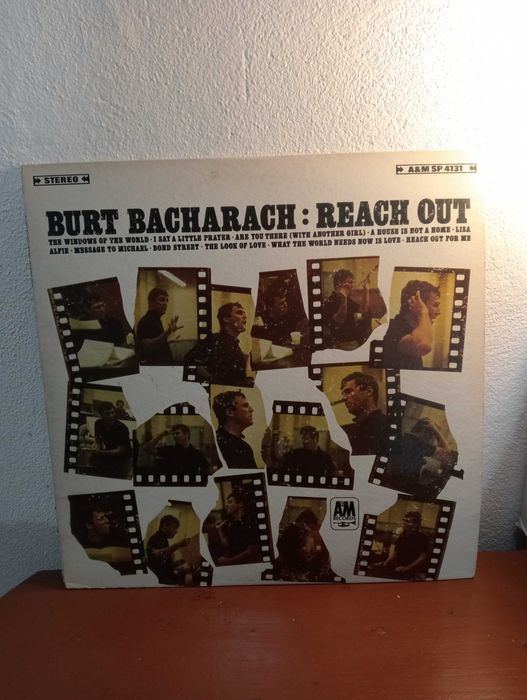 Vinil Bossa Collins Bacharach Pavarotti Marceneiro Stones Garfunkel