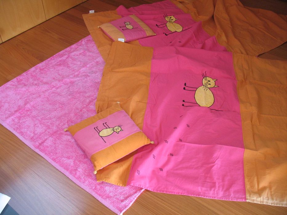 Conjunto de decoração em bom estado