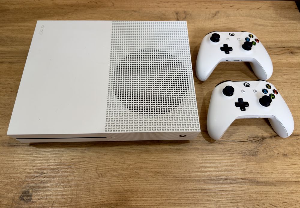 Продаю XBox one S 512gb