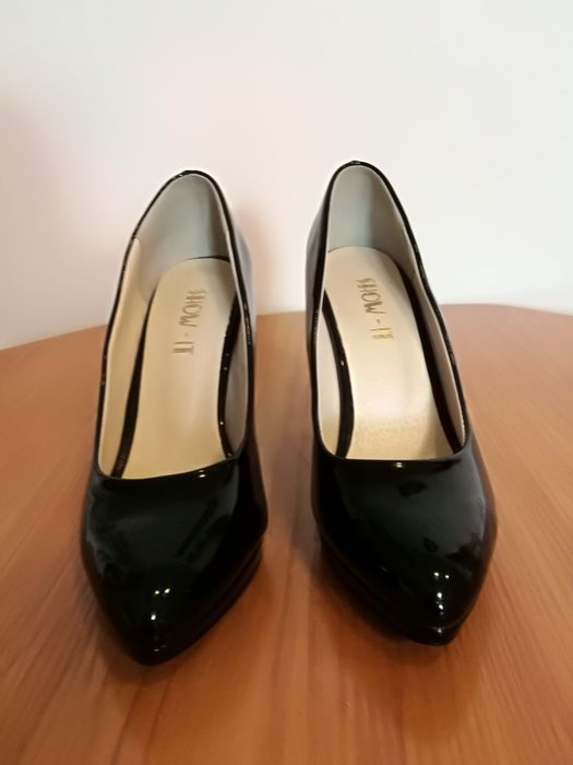 Sprzedam szpilki r. 36