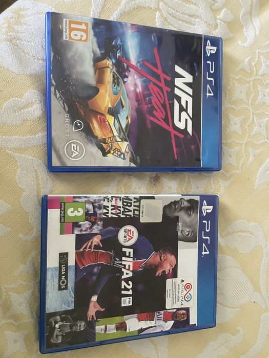 Vendo ps4 como nova