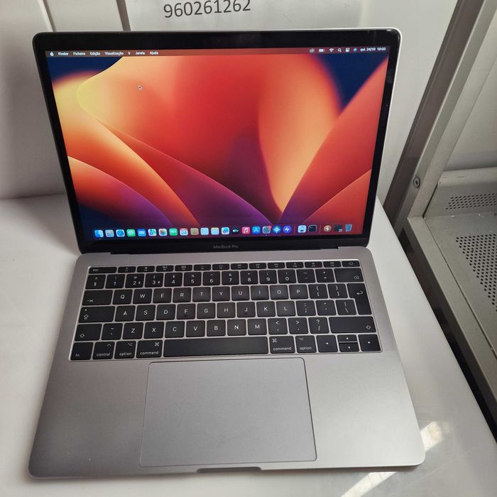 MacBook Pro 13" ( com varios programas)