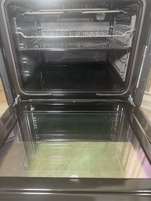 Духовка електрична  +поверхня газова Whirlpool під забудову кухні