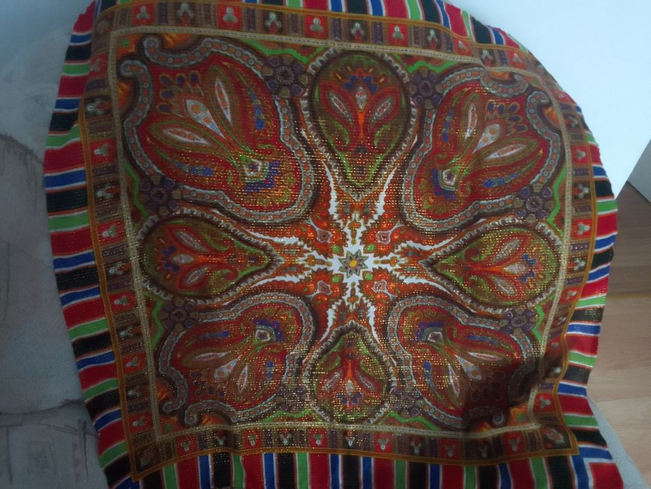 Хустина парчова червона