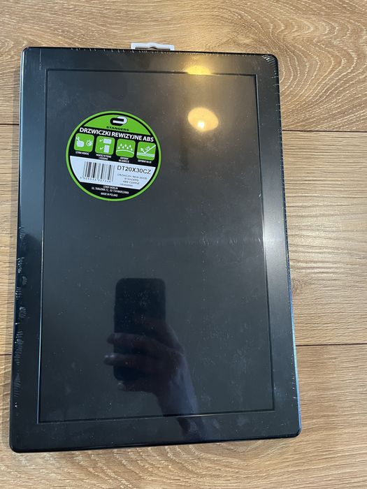 Drzwiczki rewizyjne 20x30