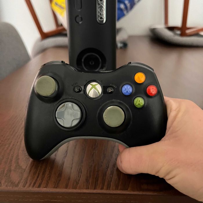 Xbox 360 120gb + 7 jogos