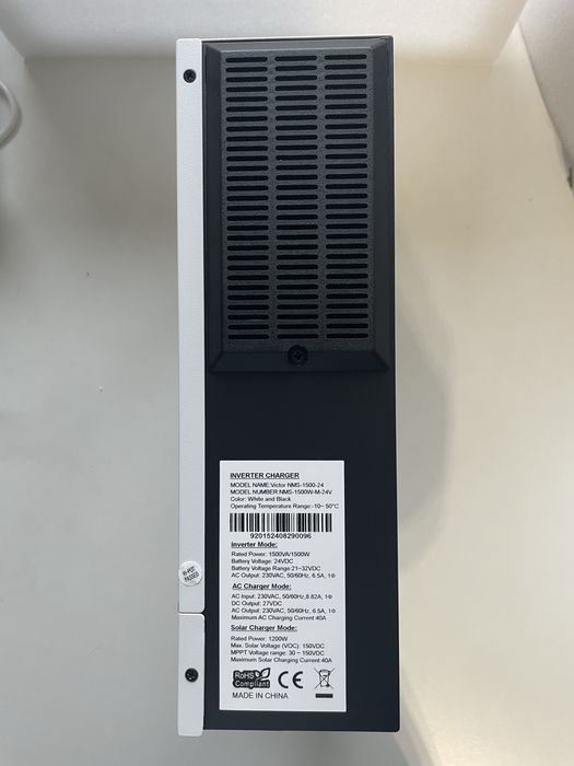 Inwerter solarny / ładowarka Vitor
