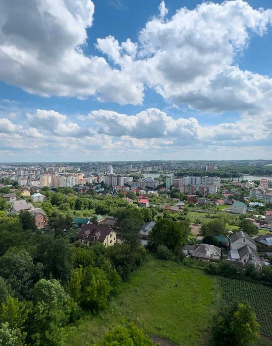 Продаж 1 К. Виставка