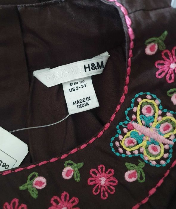 Vestido castanho H&M (menina 2-4 anos)