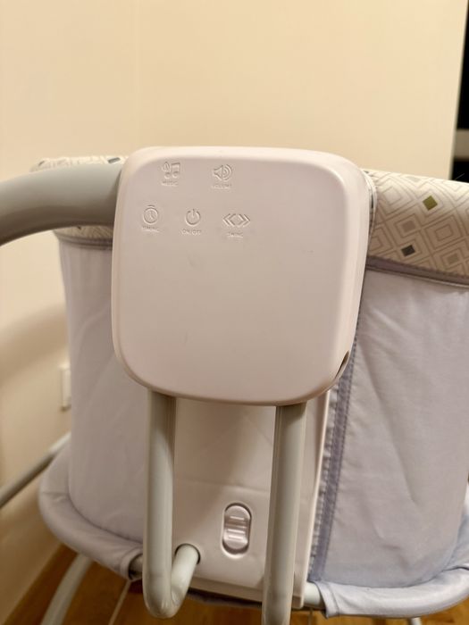 Приставне ліжко Mastela з автозаколисуванням 8601