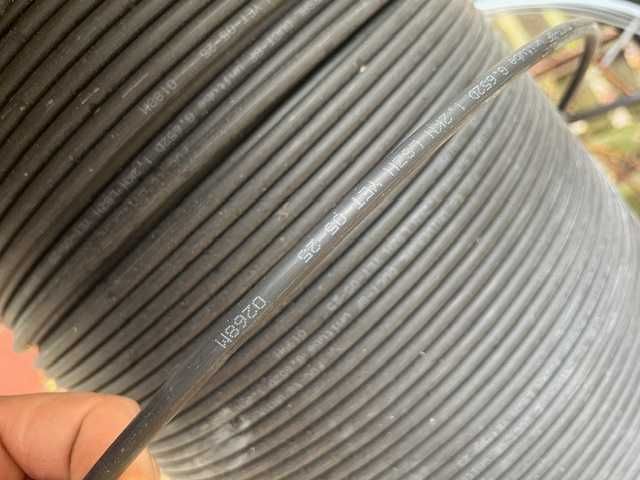 światłowód 8j kabel ziemny 268m.