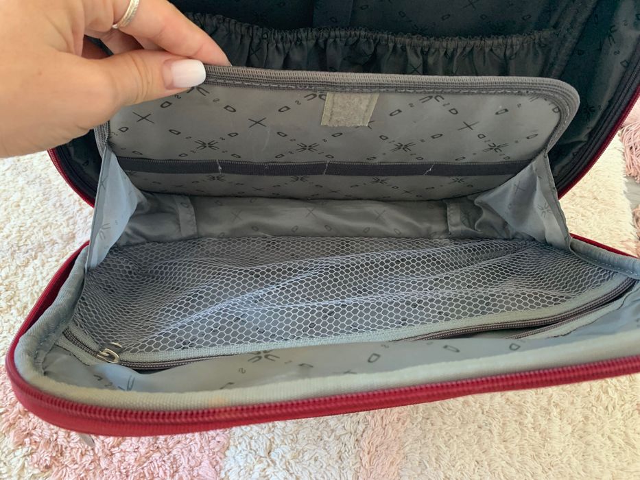 Necessaire de viagem bordô 40x30