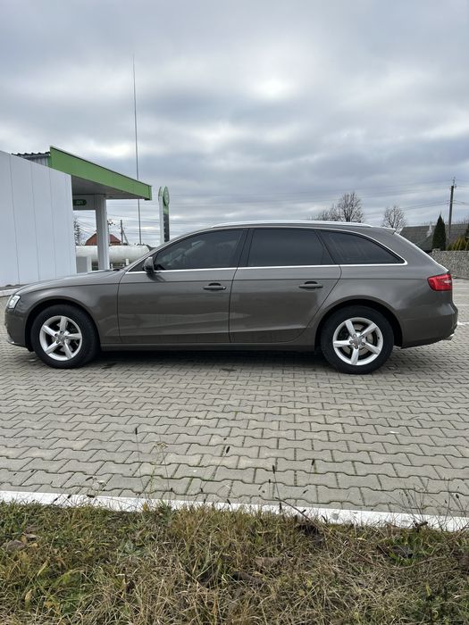 Продам audi a4  …