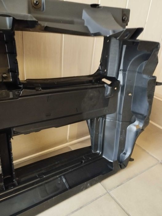 BMW X1 F48 51747374197 51748499134 жалюзі 8779815 до рест 5174187798